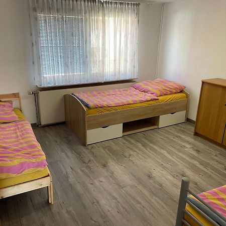 Haus Dambacher - Arbeiter-Monteurzimmer Нюртінген Екстер'єр фото